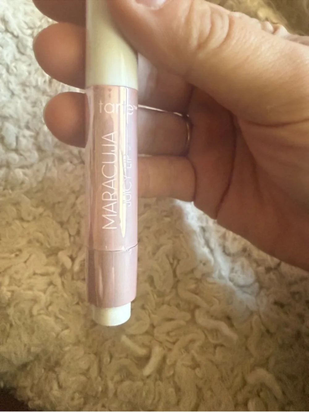 ❤️ 3/$25 tarte maracuja juicy lip balm gloss - hibiscus - Picture 3 of 6